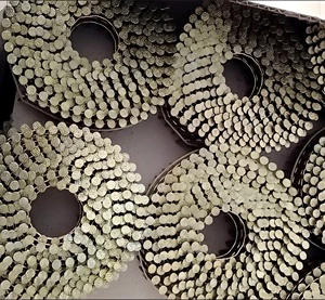Premium Zinc Steel Fasteners Hot Dip Galvanized Steel Wood Roofing Nails for Pallet Systems Coil Nails for Pneumatic Gun