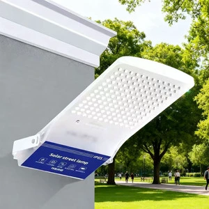 Factory High Power 500w Aluminum Energy Saving 12000MAH Polycarbonate Solar Street Light