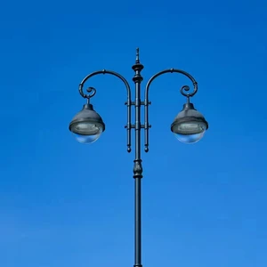 Durable Street Light 40W 70W 110W IP65 Waterproof for Urban Roads
