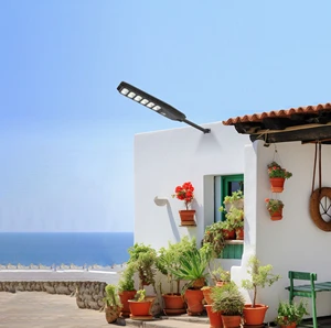 Jochebed IP66 Solar Street Lights 300W-600W High-Power Long Lighting Time