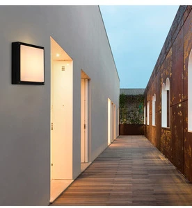 IP54 Waterproof Aluminium Die-cast Square LED Bulkhead Light with Polycarbonate Diffuser Outdoor Wall-Mounted Ceiling Lamp