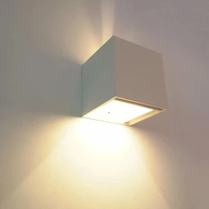 120° Adjustable Beam Outdoor Wall Light for Villa & Garden Facades