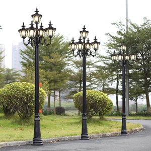 Five-Head European Retro LED Street Lamp 3-4 Meters Iron & Aluminum Glass IP54 Outdoor High Pole for Garden Courtyard