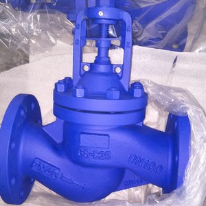 Pneumatic Globe Control Valve WCB Steel Flanged High Temperature Steam Globe Valve
