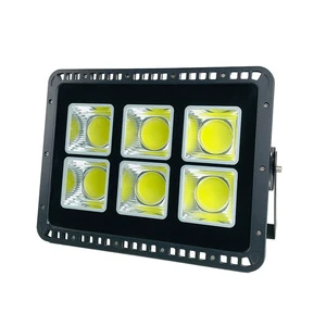 Hight Power Outdoor Waterproof IP66 Floodlight Garden Flood Spotlight Lighting 100w 200w 300w 500w Led Solar Flood Lights