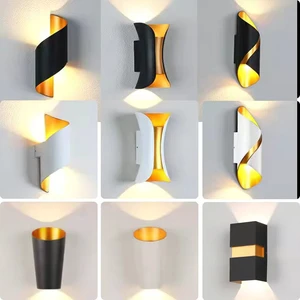 Smart Outdoor Wall Light Mounted IP65 Waterproof up and Down Garden LED Lamp Lights Outside