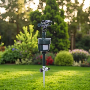 Modern Outdoor Plastic Garden Sprayer Animal Repeller Sprinkler Gardening Supplies Spray Deer Dog Deterrent