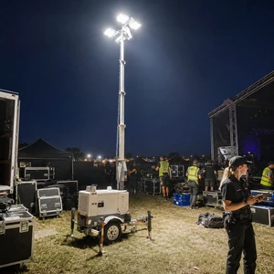 Trailer Mounted Diesel Light Tower Rugged All Weather LED Lighting Tower
