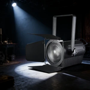Wholesale Popular 200W COB Die Cast Aluminum Follow Spot Light Manual Zoom LED Spotlight Moving Head Stage Light
