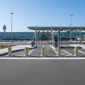 Flexible Barrier Steel Safety Road Barrier LED Light Remote Control Feature Road Pile Bollard