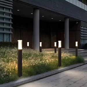 Outdoor LED Lawn Light Modern Aluminum LED Lawn Lamp for Garden Yard Black LED Landscape Light