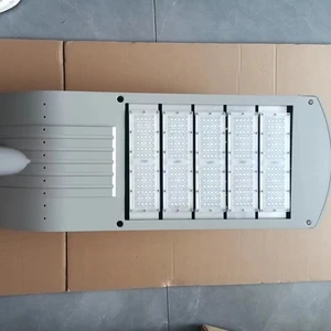 Street Light Road Lamp Pole Arm Pillar High Efficiency Lumen Lumens Brightness Power Vietnam