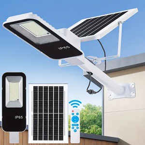 Time Limited Aluminum Solar Street Light Outdoor Road Lamp IP65 with Remote Control Light Sensor and Durable Aluminum Body