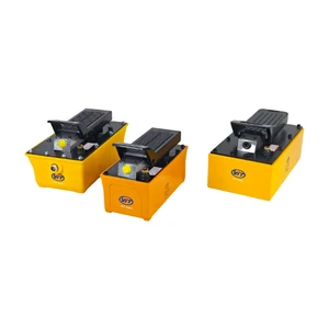 Foot-operated pneumatic hydraulic pump Labor-saving and oil-resistant design Used for tires / Chassis repair