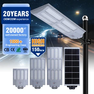 Outdoor Column Lamp Large Irradiation Area PC-ABS Housing 300 500 1000 Watt Mono Solar Panel LED Solar Street Light