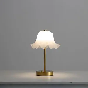 Cross Border Flower Table Lamp Bedroom Bedside Light Luxury Instagram Internet Celebrity Charging Atmosphere Small Night Light