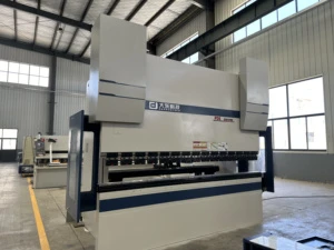 CNC PDS225-3100 Press Brake Hydraulic Components Are Variable Pumps That Are 50% More Energy Efficient.