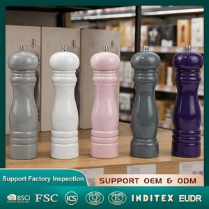Natural House Premium Quality Lacquered Color Rubber Wood Manual Elegant Salt and Pepper Mills Grinders