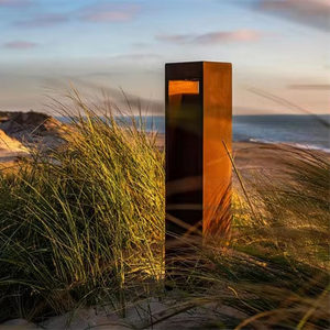 Outdoor Garden Corten Steel Bollard Light Long Column Bollard Light