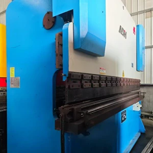 63T 100T 125T 160T 200T 300T Hydraulic Bending Machine 1.5m 3200mm 4m 6m CNC Control Steel Sheet Pipe Tube Portable Bender