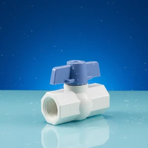Pntek Factory's 2-Way Manual Control UPVC Mini Valves 1/2inch-1.5inch Butterfly Handle Taps 1.5inch Ball Structure for Water