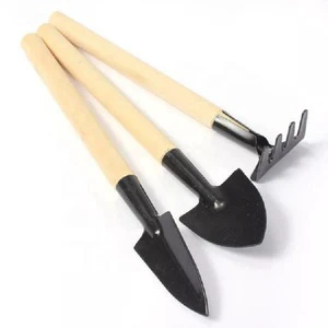 3 Pcs Wooden Handle Iron Head Plant Tool Set Garden Tools