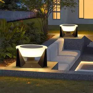 Outdoor Lands Cape Lights Villa Gate Pillar Lawn Light Solar Garden Waterproof IP65 LED Column Head Light