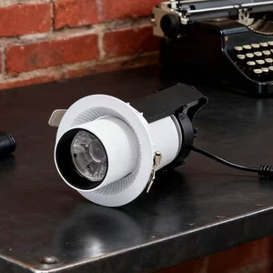 Residential Commercial Use Modern IP44 Adjustable Aluminum Spotlight