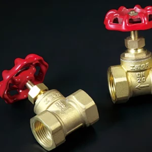 Water Brass Stop Globe Valve With Red Iron Wheel