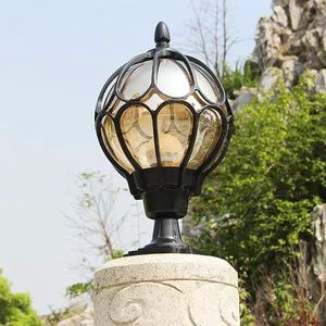 Wholesale Outdoor Waterproof Vintage Pillar Lamp Aluminium Glass Garden Led Light for Park Gate Courtyard