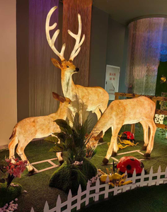 Custom Ip65 Waterproof Led Deer Lamp For Garden Lawn New Year's Day Decorations Outdoor Christmas Waterproof Fiberglass Resin