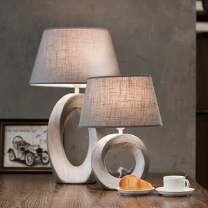 Wholesale Cheap Hotel Bedside Lamp Custom Vintage White Office Ceramics Table Lamp Ceramic with logo