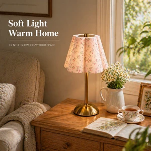 Vintage Floral Table Lamp Cordless Rechargeable Bedside Lamp Decorative LED Desk Light for Bedroom Cafe Hotel Restaurant