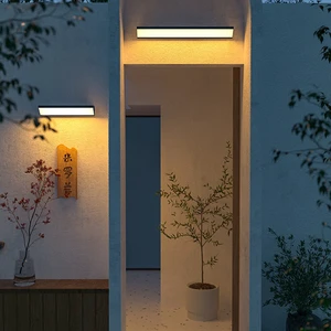 Contemporary Outdoor Linear Wall Lights Garden Decorative Solar Energy Waterproof Ip65 Outdoor up and Down Led Wall Lamp