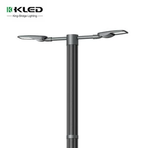 Integrated Solar Light Pole for Park & Road Use IP66 Rated LED Lamp Post with Remote Control
