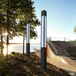 Modern Aluminum Outdoor LED lamp Post For Waterproof Garden Walkway Lighting And Landscape Illumination