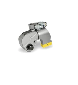 HYDRAULIC TORQUE WRENCH
