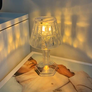 Creative Small Kids Night Light Warm White LED Modern Design Bedroom Bedside Atmosphere Light Girlfriends Birthday Gift