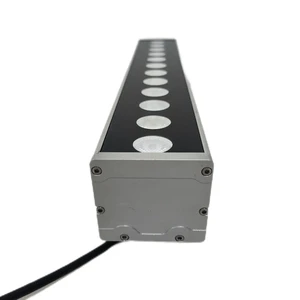 Aluminum RGB/RGBW LED Wall Washers with IP67 Rating for Outdoor Use 3-Year Warranty