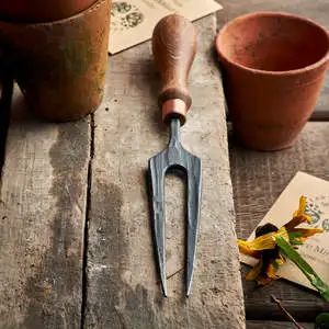 Top Selling Industrial Jungle Fork DIY High Quality Heavy Duty Steel Garden Tool Set with Wood Handle Customizable at Cheap Rate