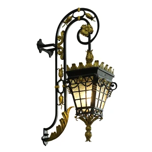 Traditional Chinese Style Iron Wall Lamp For Outdoor Spaces For Home Décor Schools Parks