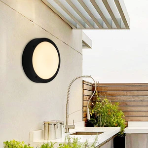 20W Modern Aluminum IP65 LED Surface Mounted Outdoor Ceiling Light
