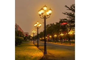 European Retro Outdoor Garden LED Street Light Villa Community Landscape Light with Vintage Style Wholesale Factory Direct