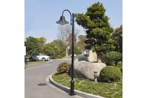 Outdoor Vintage Garden Street Lamp Waterproof Courtyard Pathway Light for Villa Park Landscape Decoration
