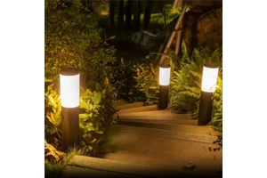 Lawn Courtyard Outdoor Street Led Garden Yard Light Villa Waterproof Street Lamp Vintage High Pole Solar Street Lamp Wholesale