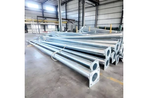 Taperl Hot-dip Galvanized Steel Large Landscape Lamp Pole for Road Use 3-12m Height 160km/h Wind Resistant 10-Year Warranty