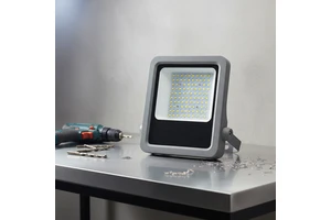 Durable Aluminum Outdoor Flood Lighting Lamp 50w 100w 150w 200w 300w 400w 500w 600w LED Floodlight With Black Body High Density