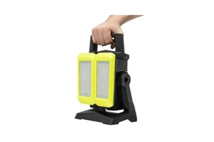 Battery Powered Spotlight 4500lm
