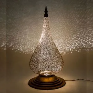 Luxury Decorative Metal Iron Black Hanging Lantern Laser Etching Candle Stand Lantern for Home and Banquet Hall Deco
