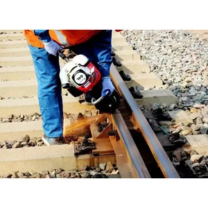 Petrol Engine Portable Cordless Angle Grinder Use